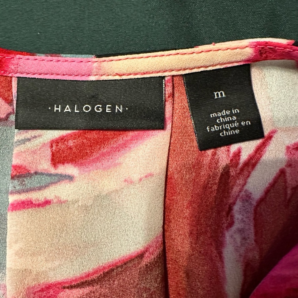 Halogen Pink Floral Long Sleeve V-Neck Blouse Size Medium - Picture 4 of 5